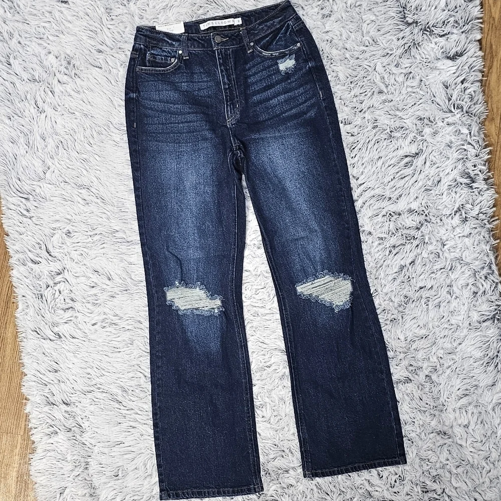 TINSELTOWN | 90's BABY HIGH-RISE BOOTCUT DISTRESSED JEANS \\ SIZE 9…